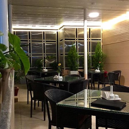 Sai Towers Hotel Puttaparthi Ngoại thất bức ảnh