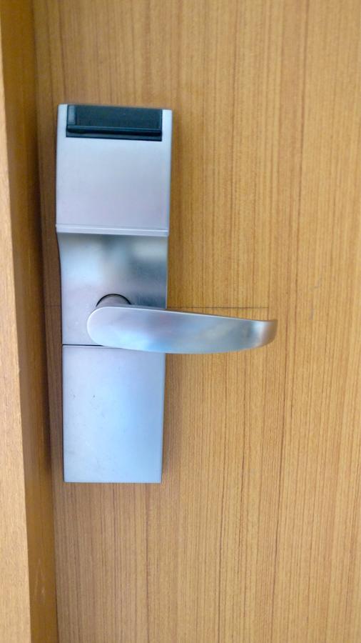 Sai Towers Hotel Puttaparthi Ngoại thất bức ảnh
